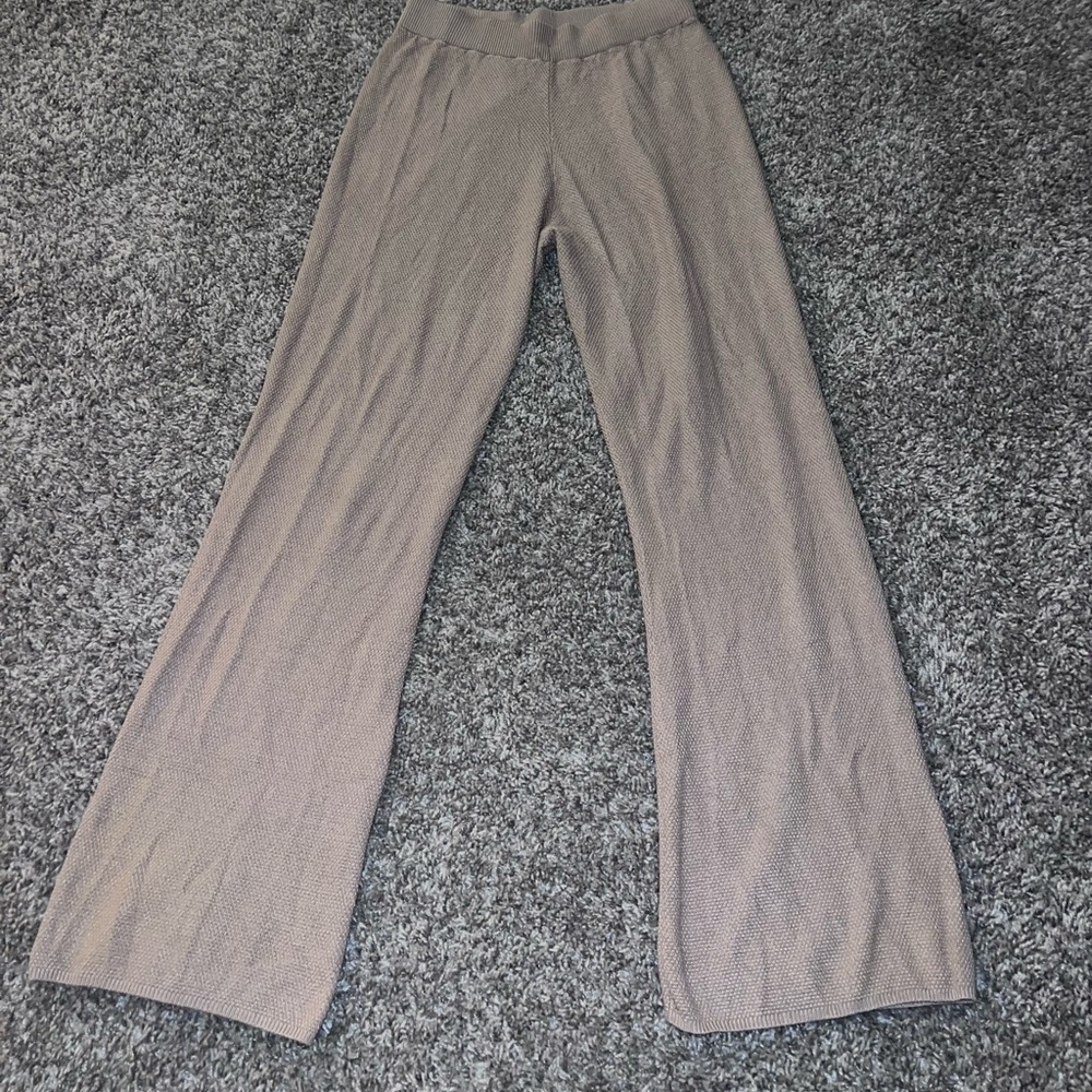 Size Large, Brand: Amazon, Neutral brown boot leg comfort pants